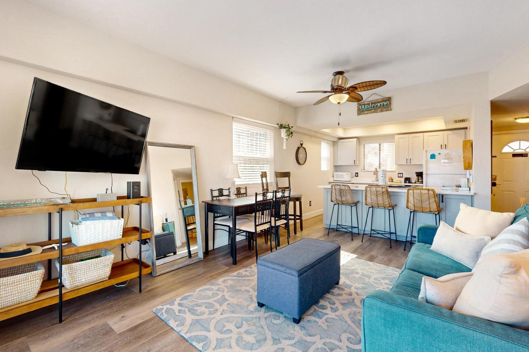 Jax Beach Oceanfront Getaway Jacksonville Beach Rum bild