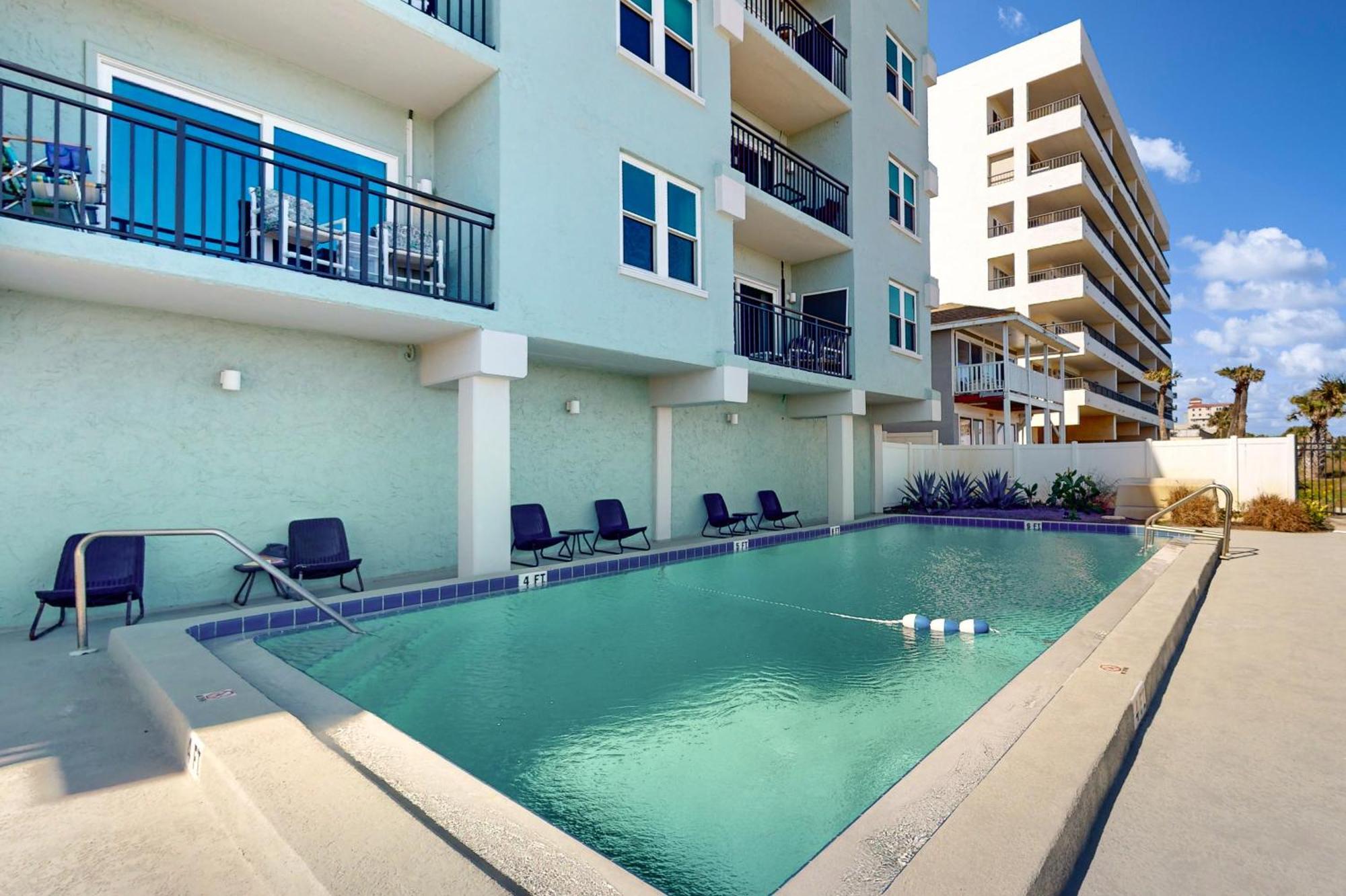 Jax Beach Oceanfront Getaway Jacksonville Beach Rum bild